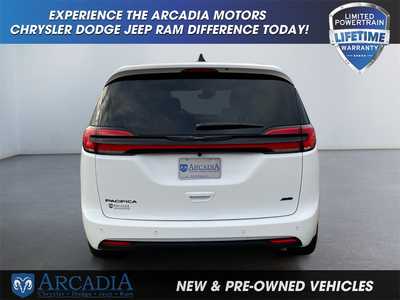 2026 Chrysler Pacifica, $. Photo 4