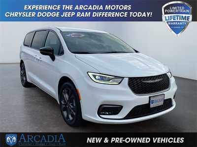 2026 Chrysler Pacifica, $. Photo 7