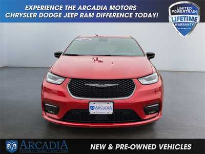 2026 Chrysler Pacifica, $. Photo 8