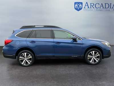 2019 Subaru Outback, $16499. Photo 6
