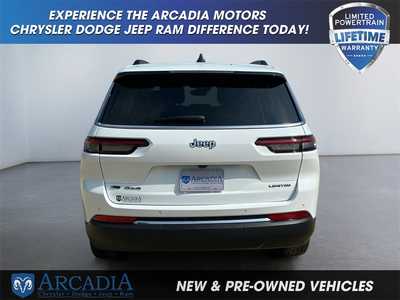 2023 Jeep Grand Cherokee L, $30377. Photo 4