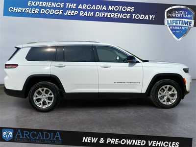 2023 Jeep Grand Cherokee L, $30377. Photo 6