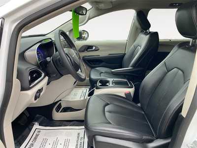 2024 Chrysler Pacifica, $29143. Photo 9