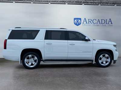 2016 Chevrolet Suburban, $16966. Photo 6