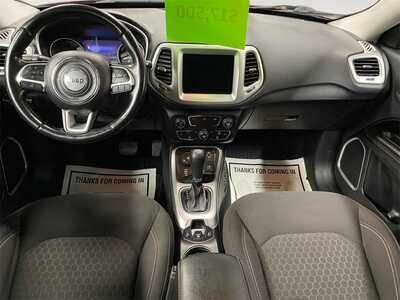 2020 Jeep Compass, $17500. Photo 10