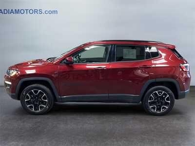 2020 Jeep Compass, $17500. Photo 2
