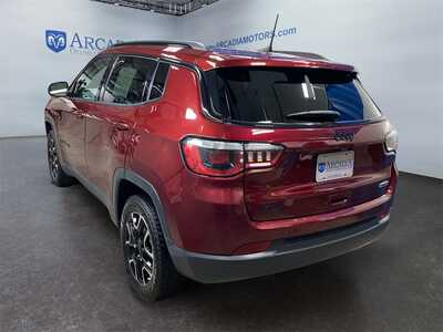 2020 Jeep Compass, $17500. Photo 3