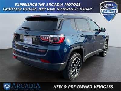 2026 Jeep Compass, $0. Photo 5