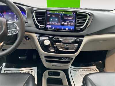 2023 Chrysler Pacifica, $24500. Photo 11