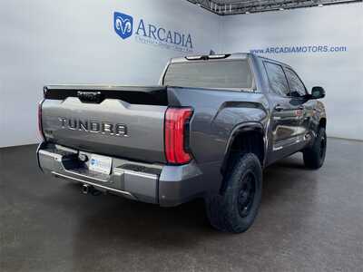 2023 Toyota Tundra Crew Cab, $45500. Photo 5