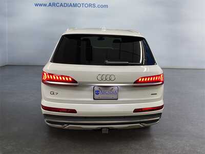 2021 Audi Q7, $31500. Photo 4