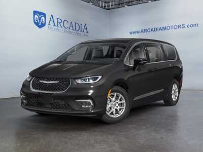 2026 Chrysler Pacifica, $0. Photo 1