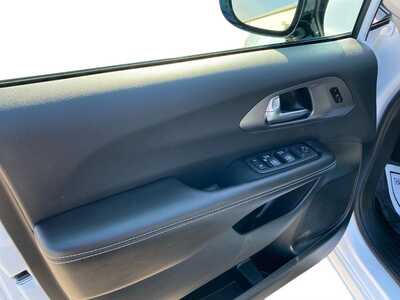 2026 Chrysler Pacifica, $0. Photo 11