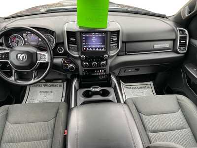 2020 RAM 1500 Crew Cab, $29900. Photo 12