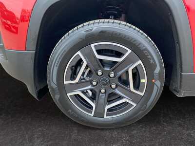 2026 Jeep Cherokee, $0. Photo 9