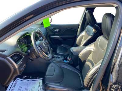 2019 Jeep Cherokee, $17900. Photo 10