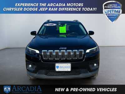 2019 Jeep Cherokee, $17900. Photo 8