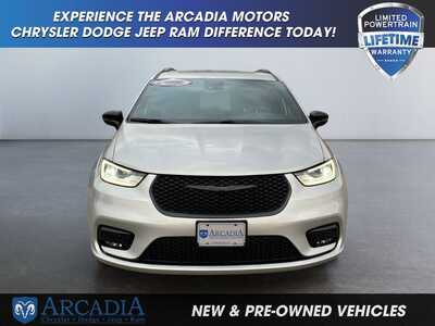 2026 Chrysler Pacifica, $0. Photo 8