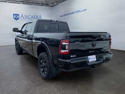 2022 RAM 3500 Crew Cab, $56000. Photo 3