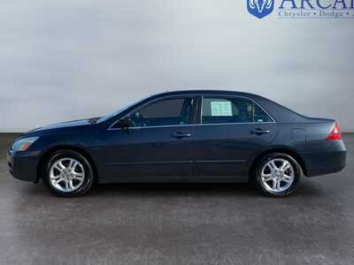 2006 Honda Accord, $5500. Photo 2