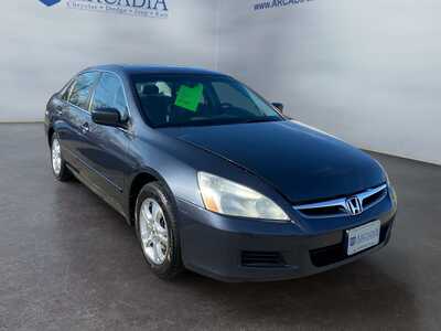 2006 Honda Accord, $5500. Photo 7
