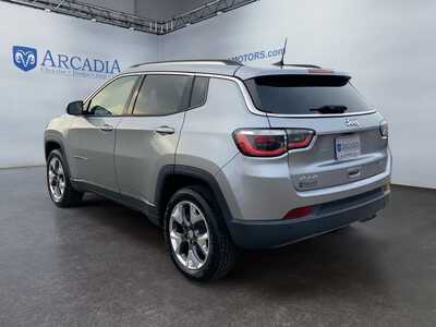 2018 Jeep Compass, $16900. Photo 3