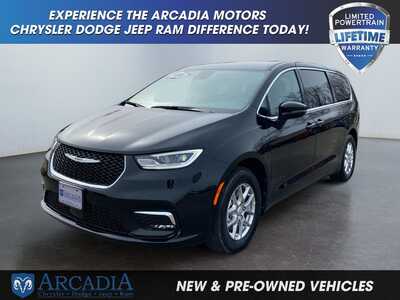 2026 Chrysler Pacifica, $0. Photo 1
