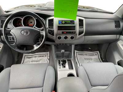 2010 Toyota Tacoma, $15900. Photo 12