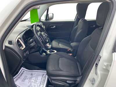 2015 Jeep Renegade, $9900. Photo 10