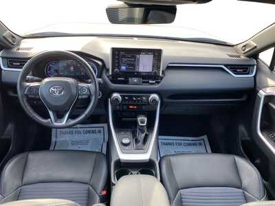 2021 Toyota RAV4, $34900. Photo 12