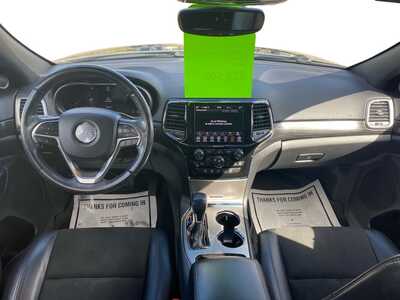 2020 Jeep Grand Cherokee, $23749. Photo 12