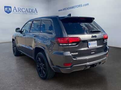 2020 Jeep Grand Cherokee, $23749. Photo 3