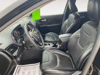 2023 Jeep Cherokee, $23023. Photo 9
