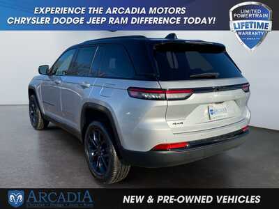 2025 Jeep Grand Cherokee, $0. Photo 3