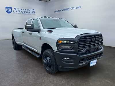 2026 RAM 3500 Crew Cab, $0. Photo 7