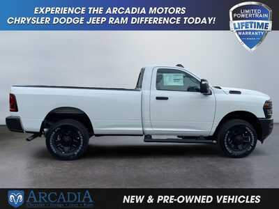 2026 RAM 3500 Reg Cab, $0. Photo 6