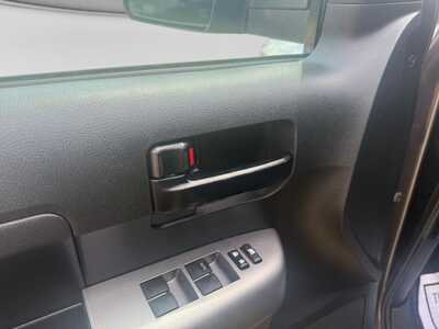 2011 Toyota Tundra Crew Cab, $12149. Photo 11