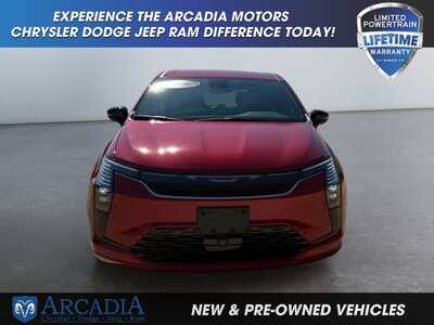 2027 Chrysler Pacifica, $0. Photo 8