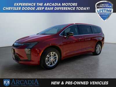 2027 Chrysler Pacifica, $0. Photo 1
