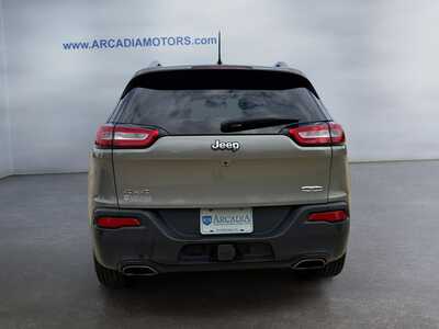 2018 Jeep Cherokee, $14451. Photo 4