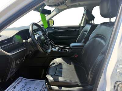 2021 Jeep Grand Cherokee L, $24149. Photo 10