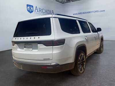2022 Jeep Wagoneer, $44149. Photo 4