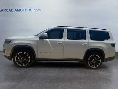 2022 Jeep Wagoneer, $43025. Photo 1