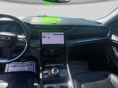 2022 Jeep Grand Cherokee, $28049. Photo 11