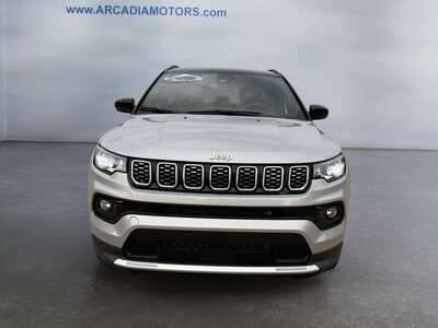 2025 Jeep Compass, $25249. Photo 8