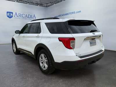 2020 Ford Explorer, $24149. Photo 3