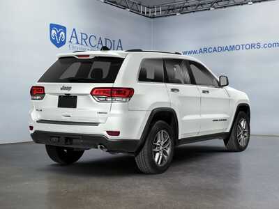 2021 Jeep Grand Cherokee, $25749. Photo 2