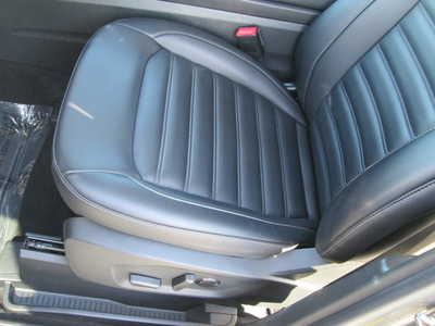 2021 Ford Edge, $20650. Photo 12