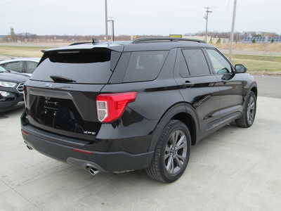 2021 Ford Explorer, $21990. Photo 3