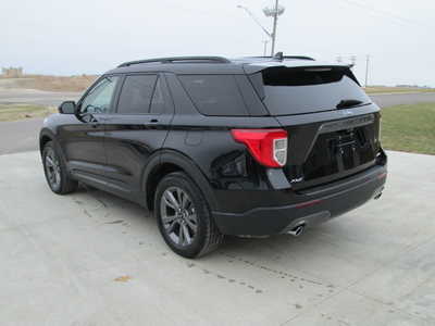 2021 Ford Explorer, $21990. Photo 4